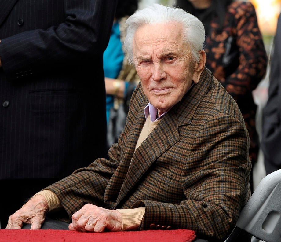 Ünlü aktör Kirk Douglas hayatını kaybetti 