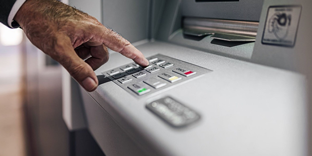 Ünlü banka tüm Türkiye'ye duyurdu! Ölene kadar ücretsiz olacak