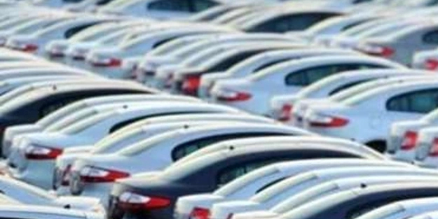 Ünlü dev otomotiv şirketi hisselerini satışa çıkardı: haber piyasayı salladı! 'Borsada yer yerinden oynayacak'