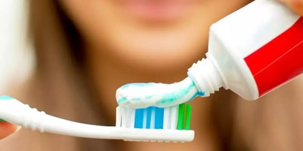 Ünlü diş doktoru dişlerin ne zaman fırçalanmaması gerektiğini söyledi