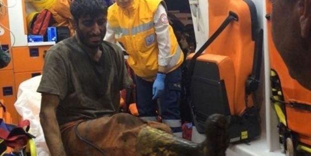 Ünlü eski futbolcu, o madencinin ev borcunu ödedi