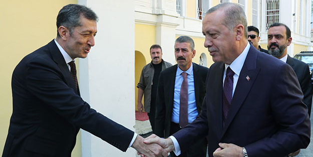 Ünlü gazeteci, Erdoğan’a seslendi: Bu atamaya kimlerin sevindiğinden haberiniz var mı?