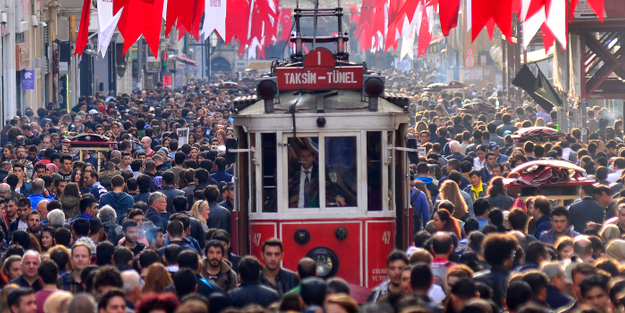 Ünlü gazeteciden ironik eleştiri: Memleket ne hale geldi