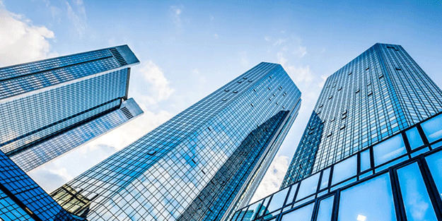 Ünlü gökdelenlerin sahibi iflas etti