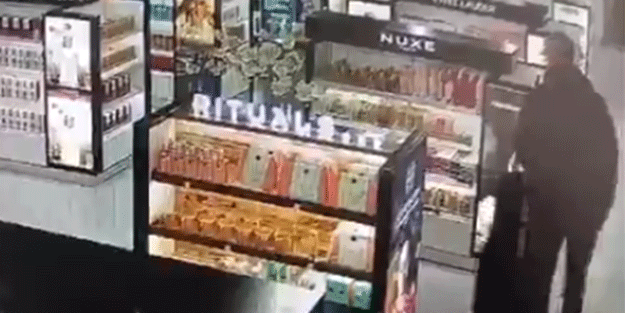 Ünlü hakem maç sonu hırsızlık yaparken yakalandı! Kimse inanamadı