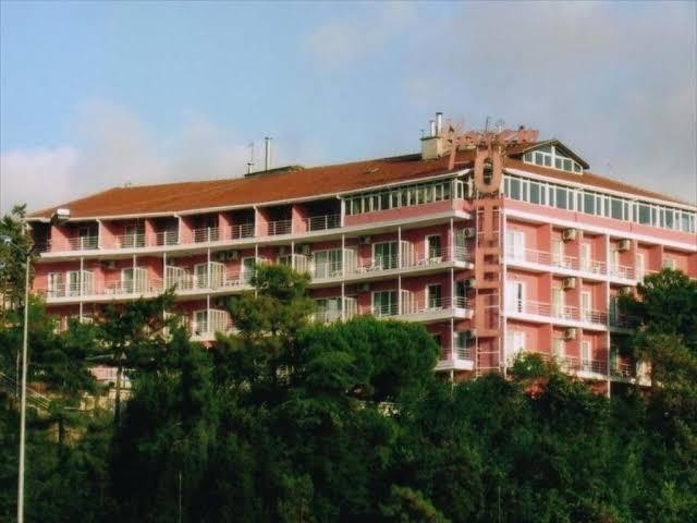 Ünlü Harem Oteli İcradan Satılıyor 