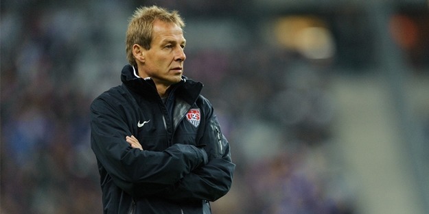 Ünlü hoca sonunda kovuldu!