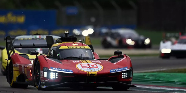 Ferrari! Ünlü İtalyan üreticisinden ilginç açıklamalar: Hata yaptığını kabul etti...