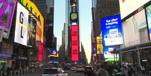 Ünlü meydanda terörist Gülen’i durdurun ilanı