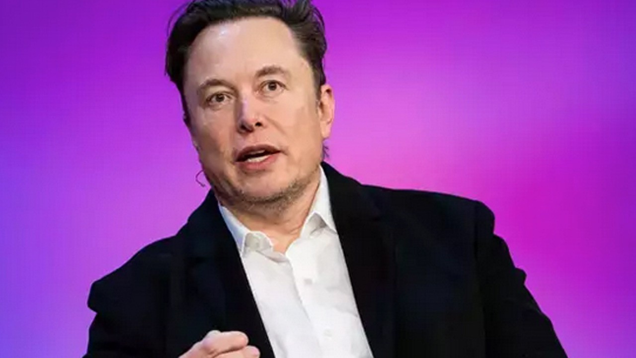 Ünlü milyarder Elon Musk hayali suya düştü! ABD'de hükümet çalışanları istifa etti