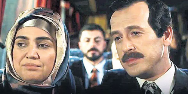 Ünlü oyuncu MHP'den aday oldu
