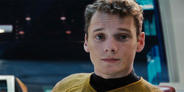 Ünlü oyuncu trafik kazasında yaşamını yitirdi