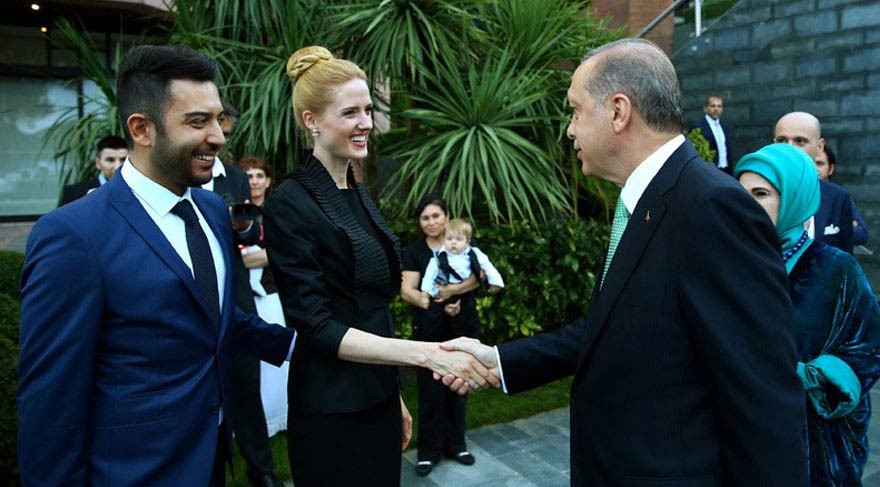 Ünlü oyuncu Wilma Elles’ten Başkan Erdoğan’a tam destek! Açıklamaları gündem oldu