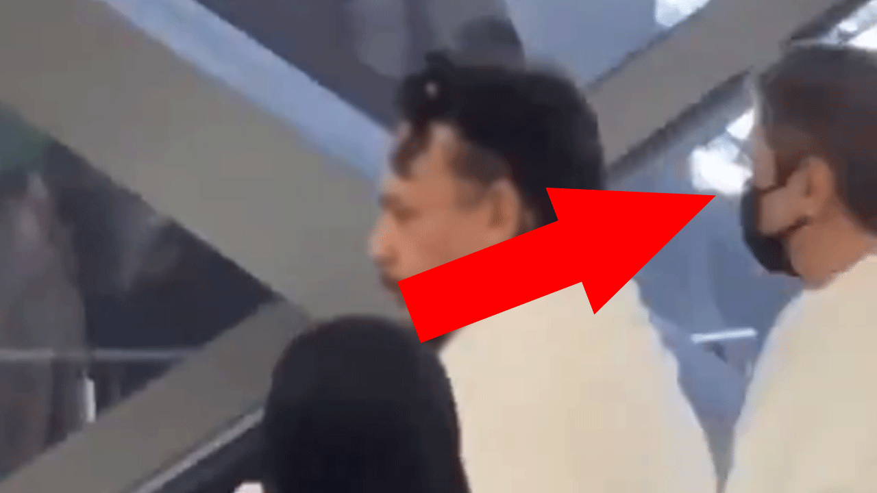 Ünlü oyuncunun umre görüntüleri sosyal medyayı salladı