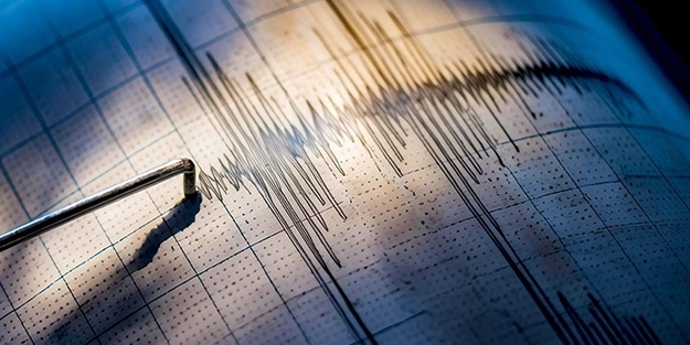 Ünlü profesör 'Burası enteresan' diyerek Türkiye'yi uyardı: Deprem hareketliliği var