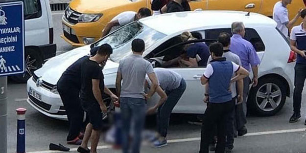 Ünlü profesör trafik kazasında hayatını kaybetti