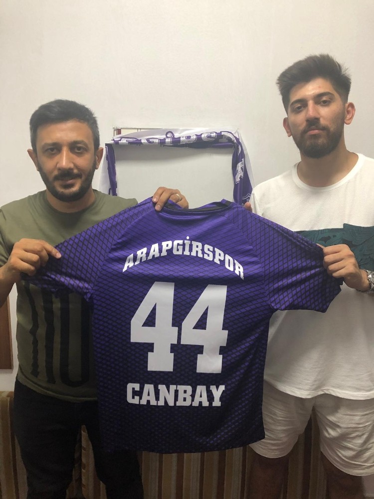 Ünlü rap şarkıcısı Vahap Canbay, Arapgirspor’a transfer oldu 