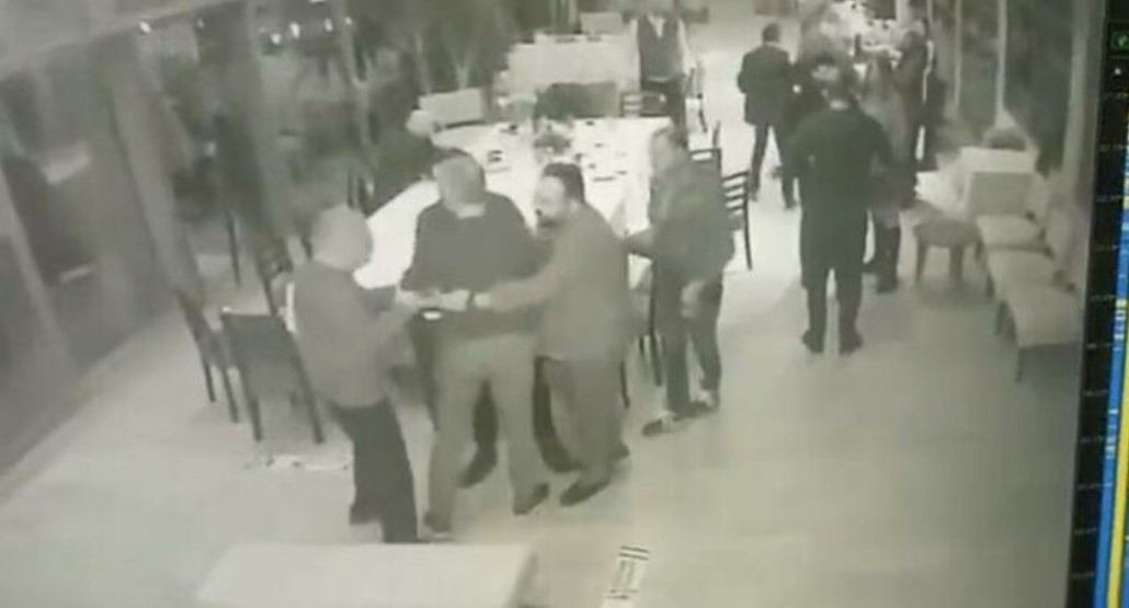 Ünlü şarkıcı için hapis istemi