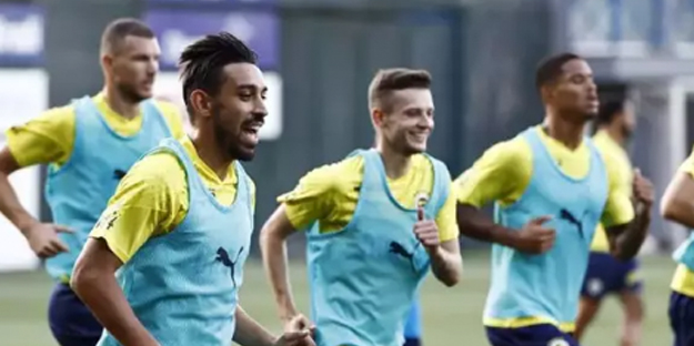 Ünlü takımın Ocak'ta göreceği futbolcuyu açıkladı! Fred'in yanına geliyor, İsmail Kartal aradığı yıldızı buldu