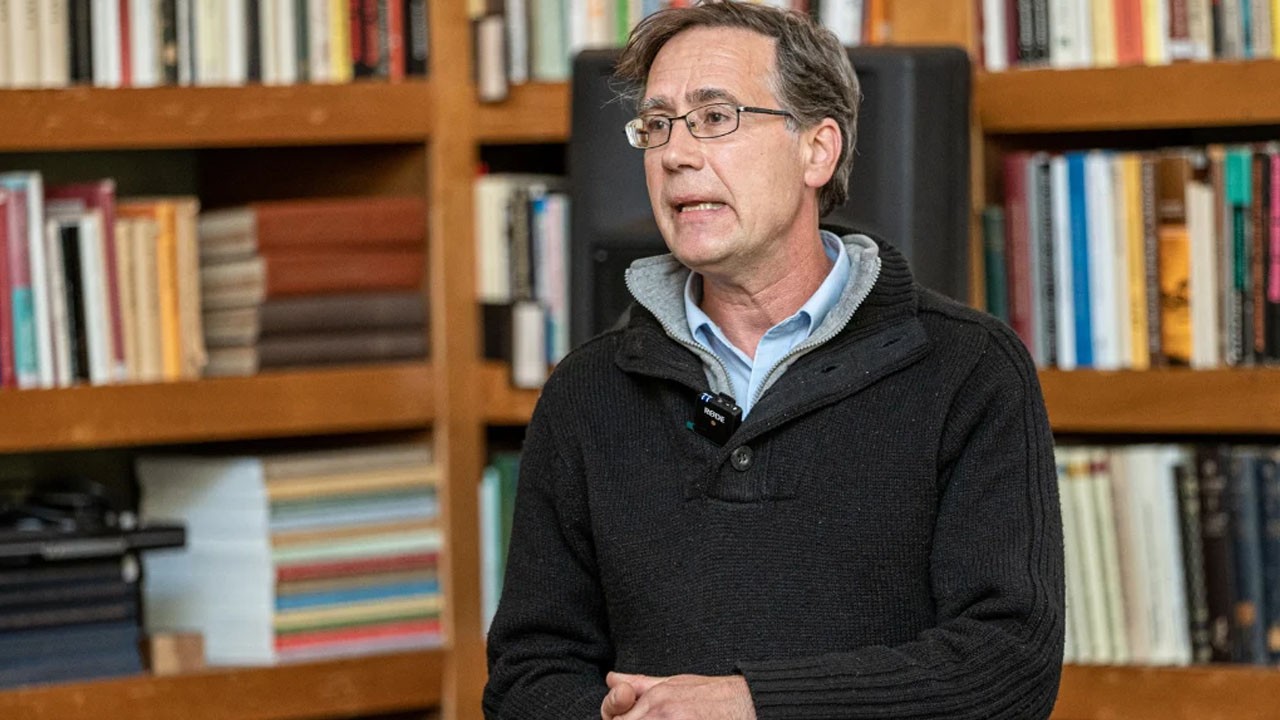 Tarihçi yazar Palosfalvi'nin Orta Avrupa'da güç kitabın konusu gündemde