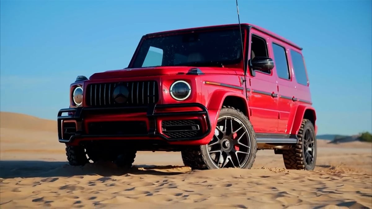 Ünlü YouTuber bunu da yaptı... Mercedes AMG G-63 G-Wagon dayanıklılık testinden çıkamadı! Geriye ise bu video kaldı