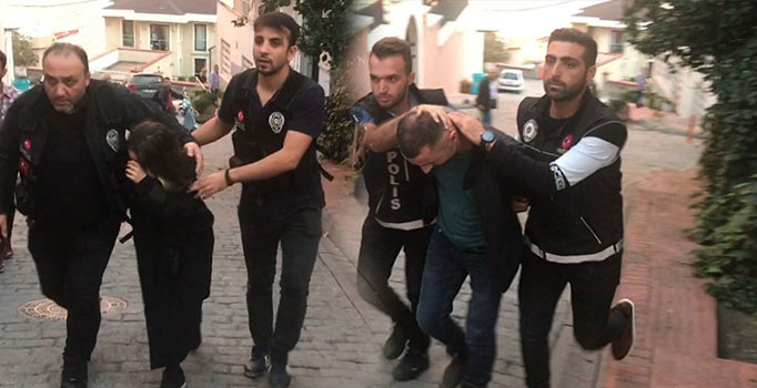 Ünlülere uyuşturucu satan zehir taciri, sevgilisiyle birlikte enselendi