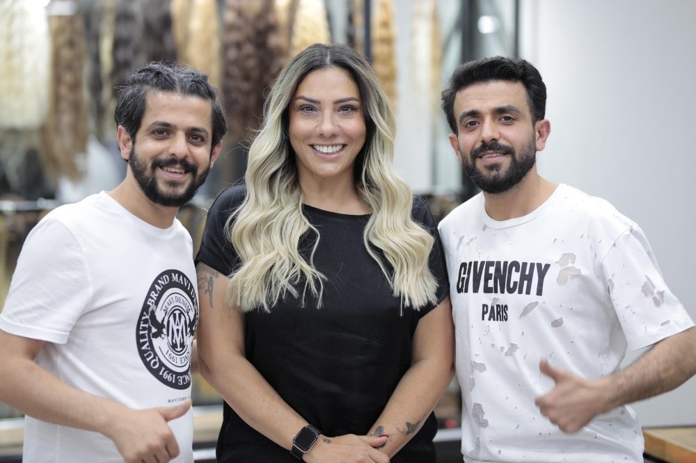 Ünlülerin tercih ettiği kuaförler İzmir’de hizmet verecek 