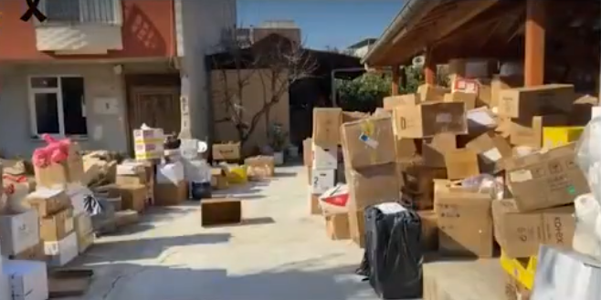 Unutmadık! Deprem yardımları CHP ilçe başkanının babasının evinde yakalanmıştı