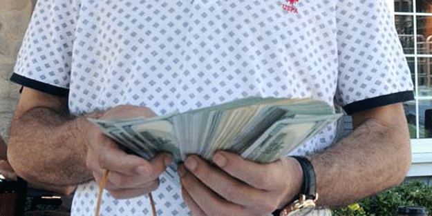 Unutulan çantadan dolarlar çıktı! Yenikapı Feribot İskelesi’nde akıl almaz olay