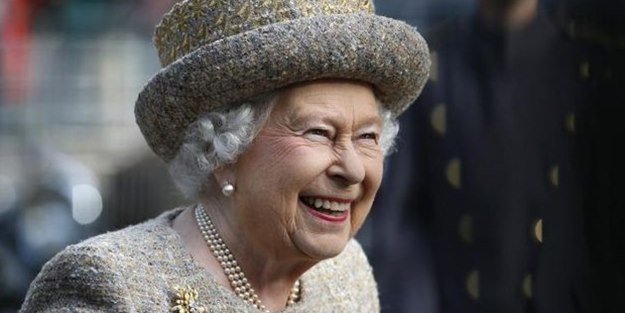 Unvan Abdullah’tan Elizabeth’e geçti