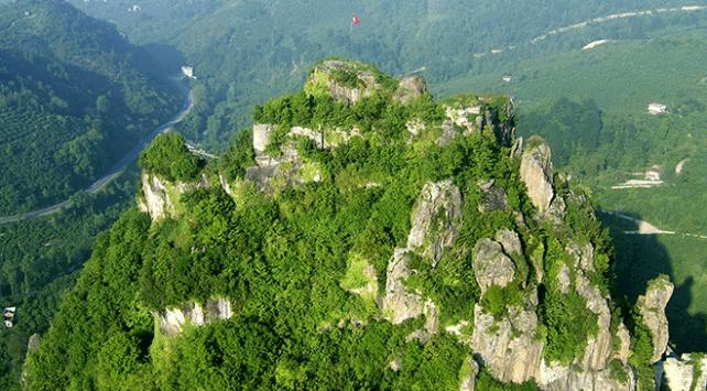 Ünye Kalesi'nde restorasyon çalışmalarına başlandı