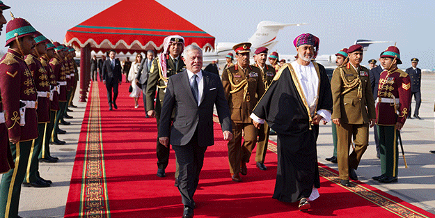 Kral'dan Sultan'a ziyaret