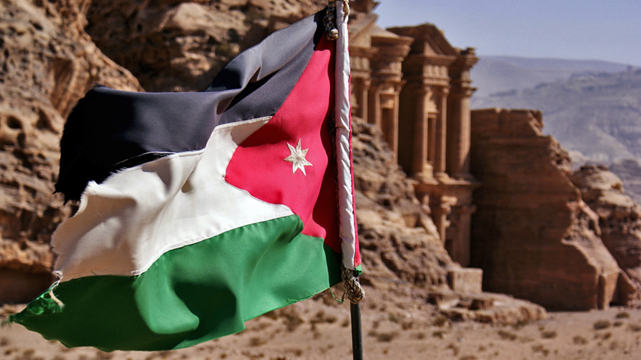 Ürdün Müslüman Kardeşler'i yasakladı!