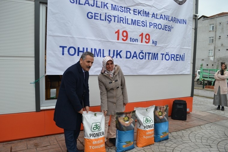 Üreticilere 19 ton silajlık mısır tohumu dağıtıldı 