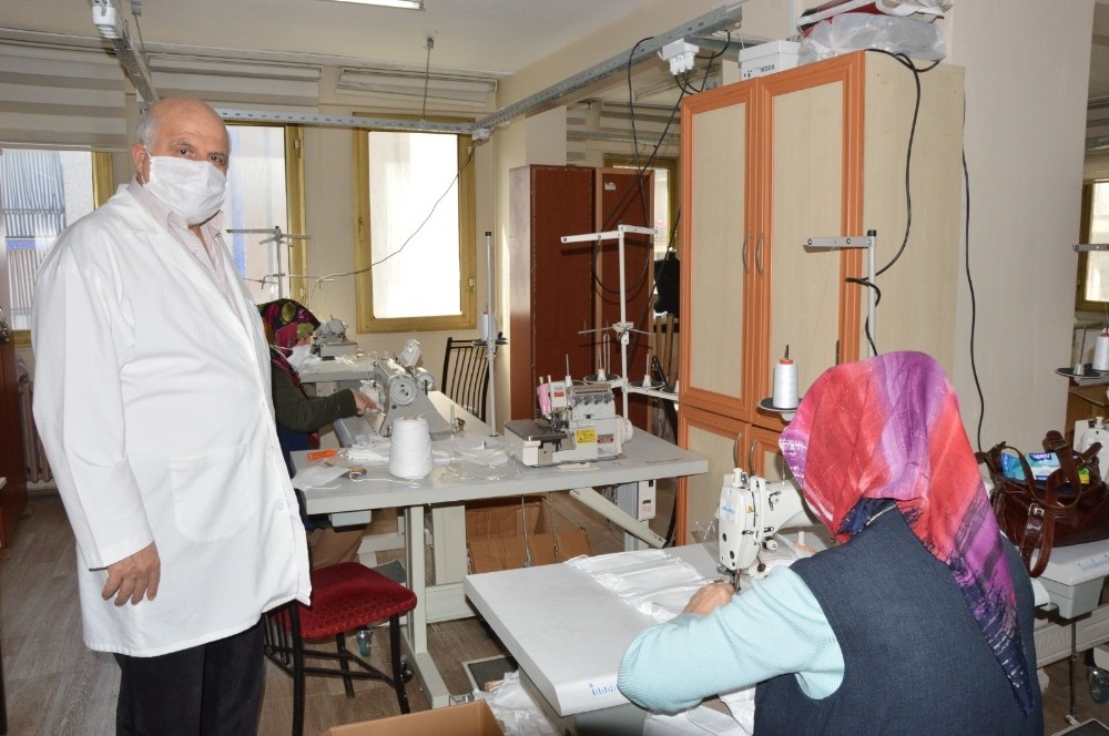 Üretilen maskelerden vatandaşlar da alabilecek 