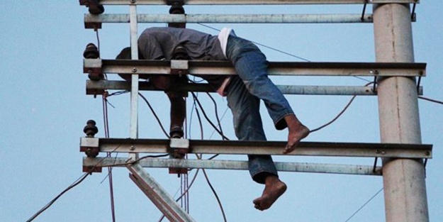 Urfa'da korkunç ölüm! Direkte can verdi