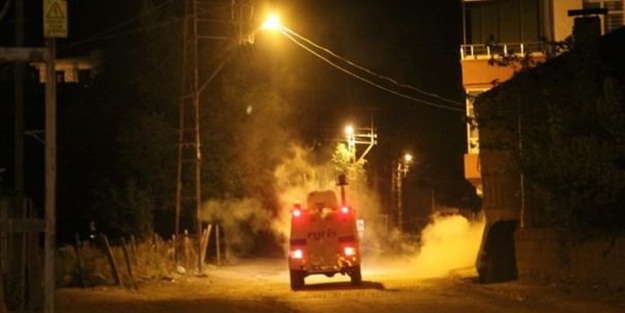 Urfalılar, terör yandaşlarını kovaladı