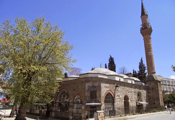 Uşak bugün iftar saat kaçta? Uşak 2022 imsakiye