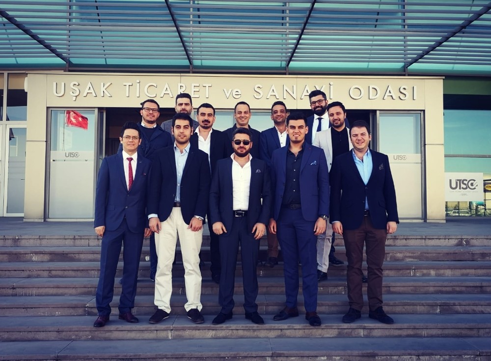 Uşak Genç Girişimciler Kurulunda kan değişimi 