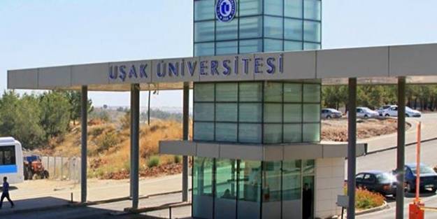 Uşak Üniversitesi öğretim üyeleri alıyor