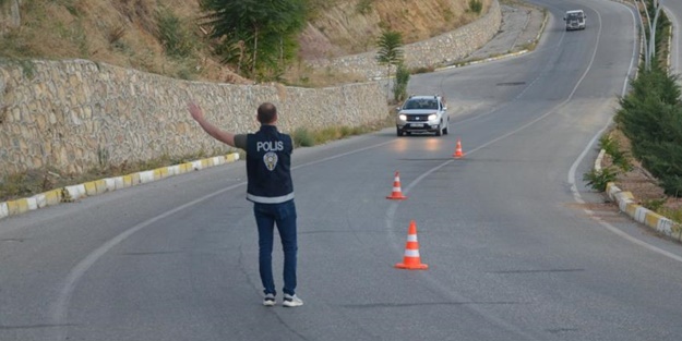 Uşak'ta 1489 araç sürücüsüne para cezası