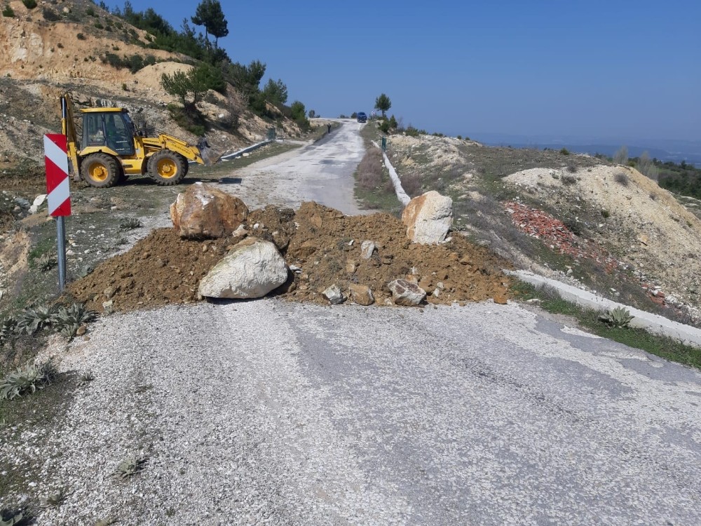 Uşak’ta bir köy daha karantinaya alındı 