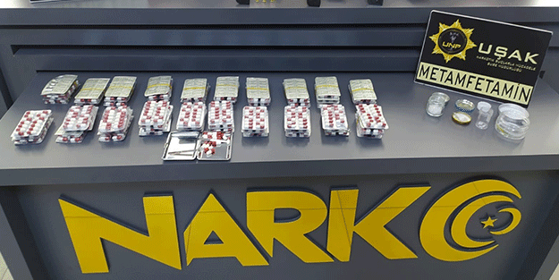 Uşak'ta cips paketlerinde 2 kilogram metamfetamin ele geçirildi