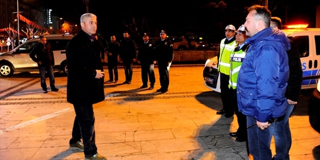 Gece yarısı bin polis acil koduyla çağırıldı
