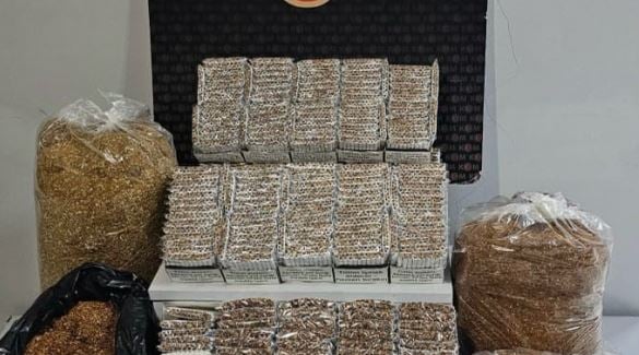 Uşak’ta kaçak tütün ve makaron operasyonu