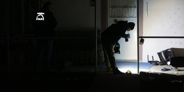 Uşak'ta korkunç olay! Alacaklısının kafasını baltayla...