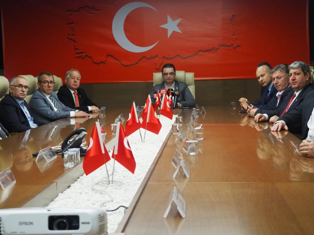 Uşak’ta STK’lardan İdlib saldırısına tepki 
