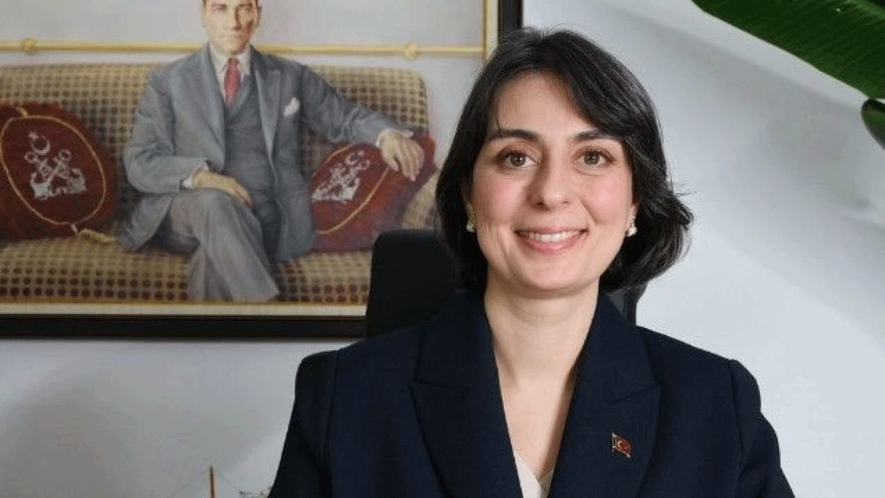 Üsküdar Belediyesi 1 yılda ne yaptı yeniden gündeme geldi? Cevap: Sahibinden satılık belediye!