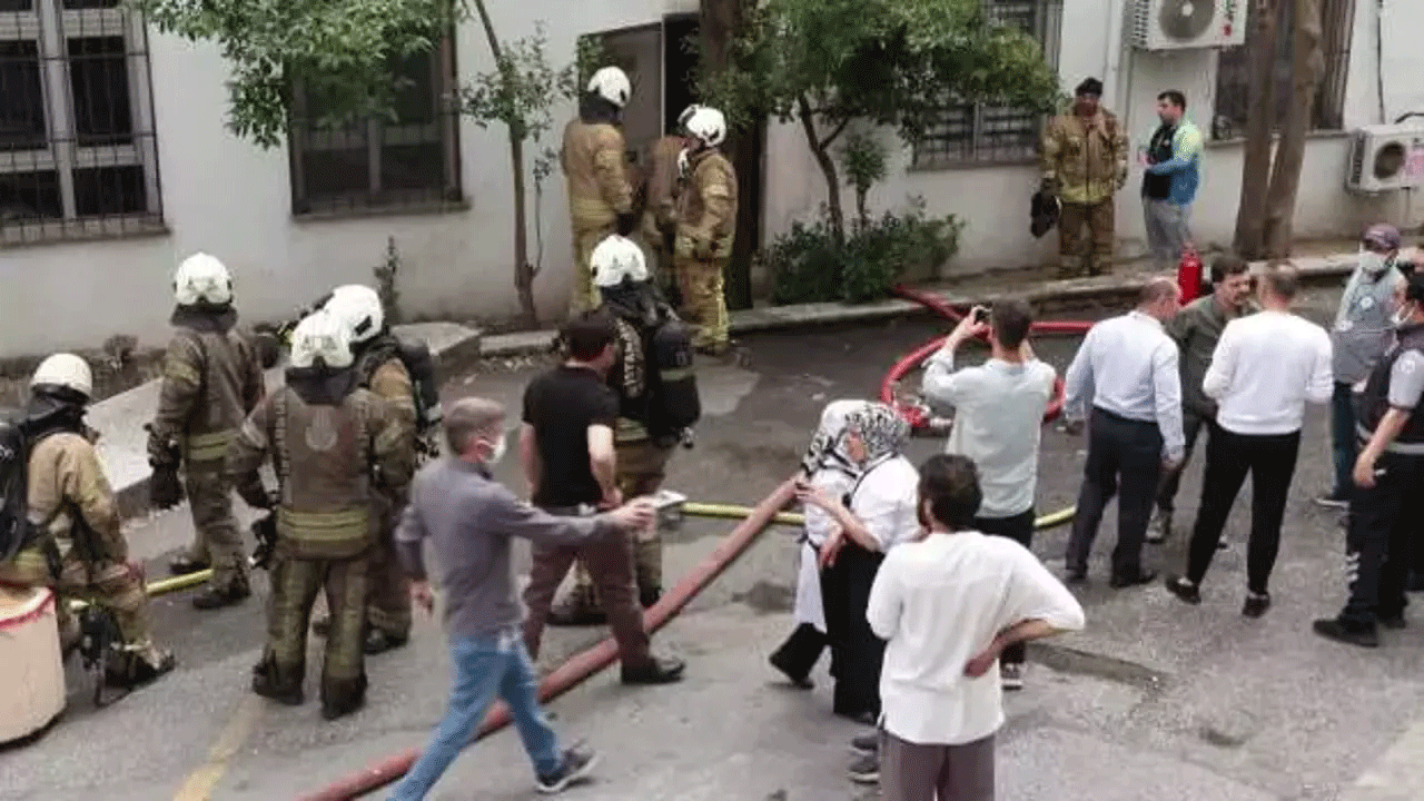 Üsküdar Devlet Hastanesi'nde yangın paniği!