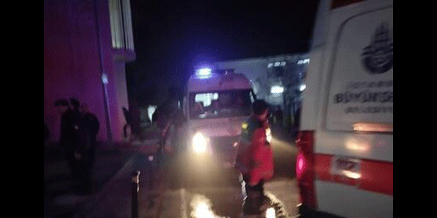 Üsküdar'da hastanede yangın çıktı! Hastaların tahliyesi sürüyor